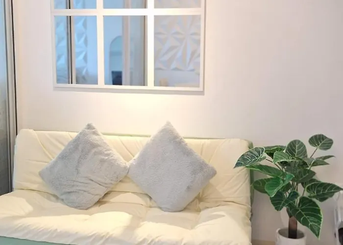 R&n Azure Staycation Apartamento Manila