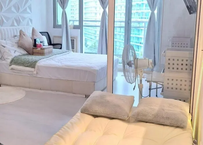R&n Azure Staycation *